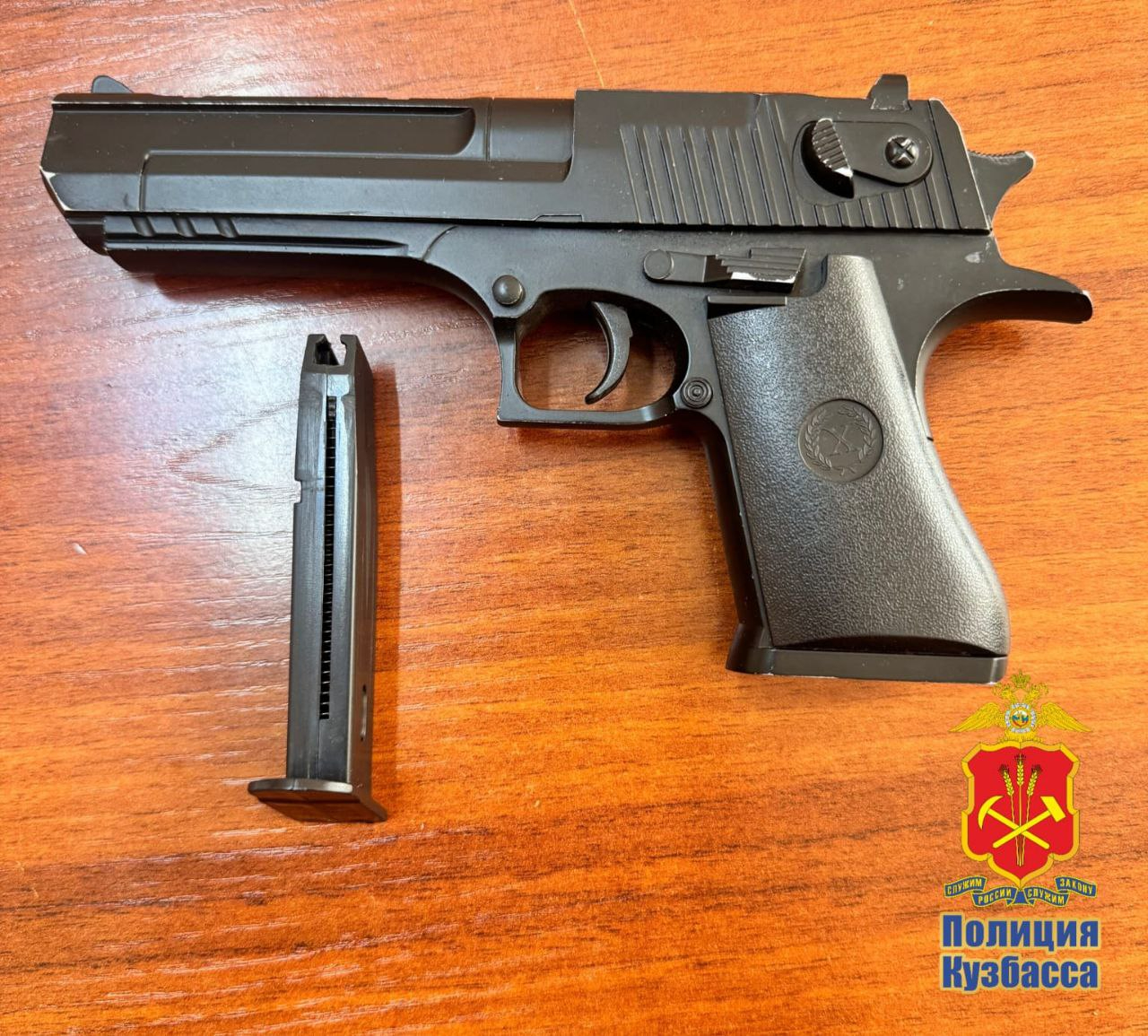 Кемеровчанин пойдет под суд за нападение на студента с игрушечным пистолетом