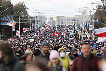 В Минске на акции вышли сторонники и противники Лукашенко