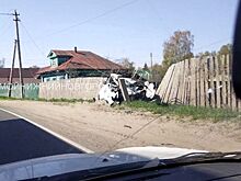 Уснувший за рулем водитель Renault снес бетонный столб в Борском районе
