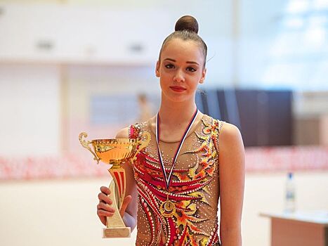 Гимнастка Полина Нецветаева одержала победу на домашнем турнире