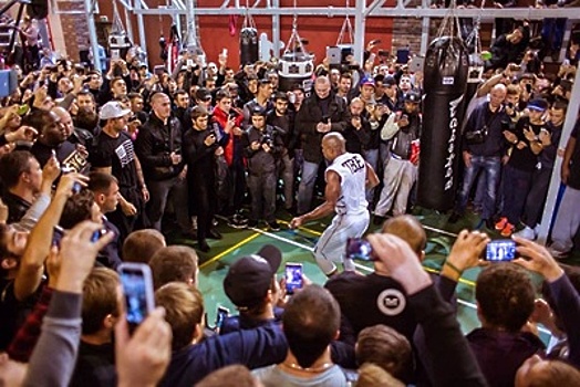 «Академия бокса» Тимофея Кургина приглашает на тренировки спортсменов любого уровня