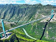 Вдвое выше Берлинской, вдвое тяжелей Эйфелевой: В Китае открывается самый высокий мост в мире