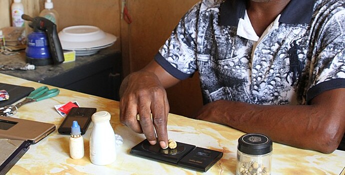 Россия будет добывать золото в Африке