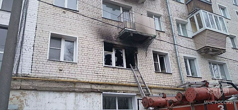 В Кирове в пятиэтажке на Горькова  при пожаре погибли два человека