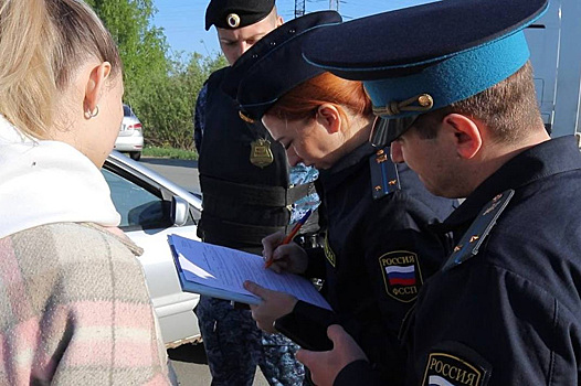 Челябинские силовики за три часа забрали у должников 41 машину