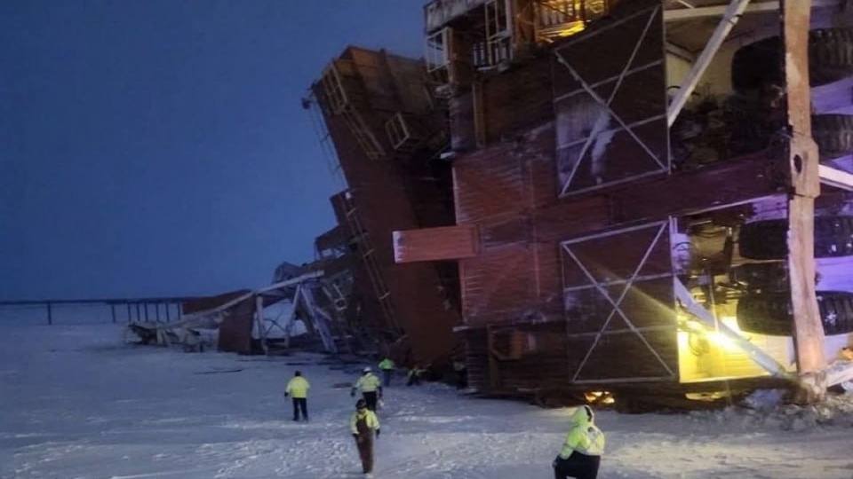 Самая крупная в США нефтевышка обрушилась