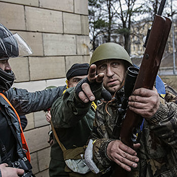 У родных вывозившего снайперскую винтовку с Майдана резко улучшилась карьера