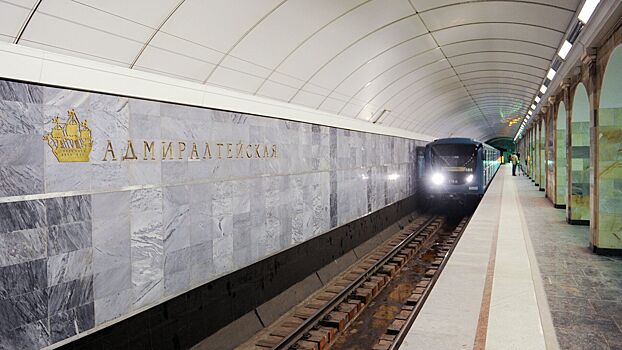 Метро в Петербурге будет работать в новогоднюю ночь