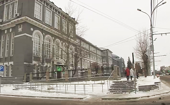 Парковка на площади Свердлова станет платной