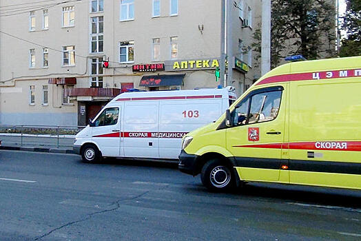 Водитель автомобиля сбил пешехода в центре Москвы