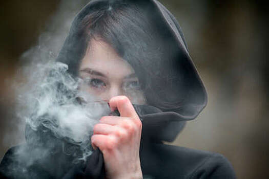 "Фонтанка": в Петербурге подросток попал в реанимацию из-за электронной сигареты