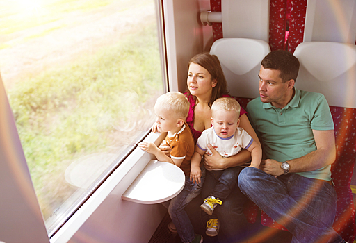 Российским семьям дадут скидки на путешествия в поездах