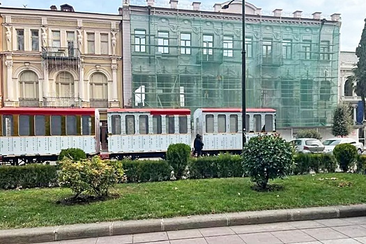 Власти Грузии дают возможность Зурабишвили досидеть до конца ее президентства