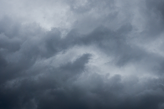 Метеоролог объяснил частое "черное небо" в Кемерове