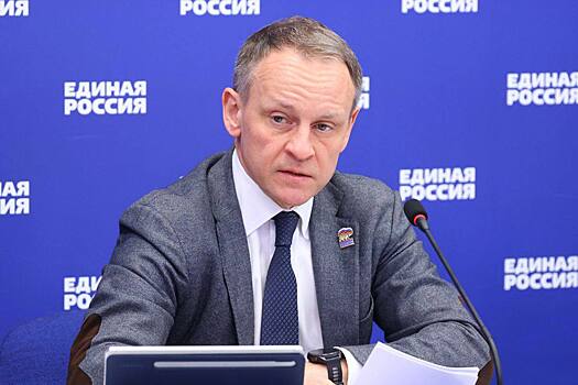 В Воронеже при поддержке депутата Госдумы Александра Сидякина появятся три новых мурала выдающимся землякам