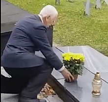 Саратовец навестил могилу отца, погибшего в Великую Отечественную войну