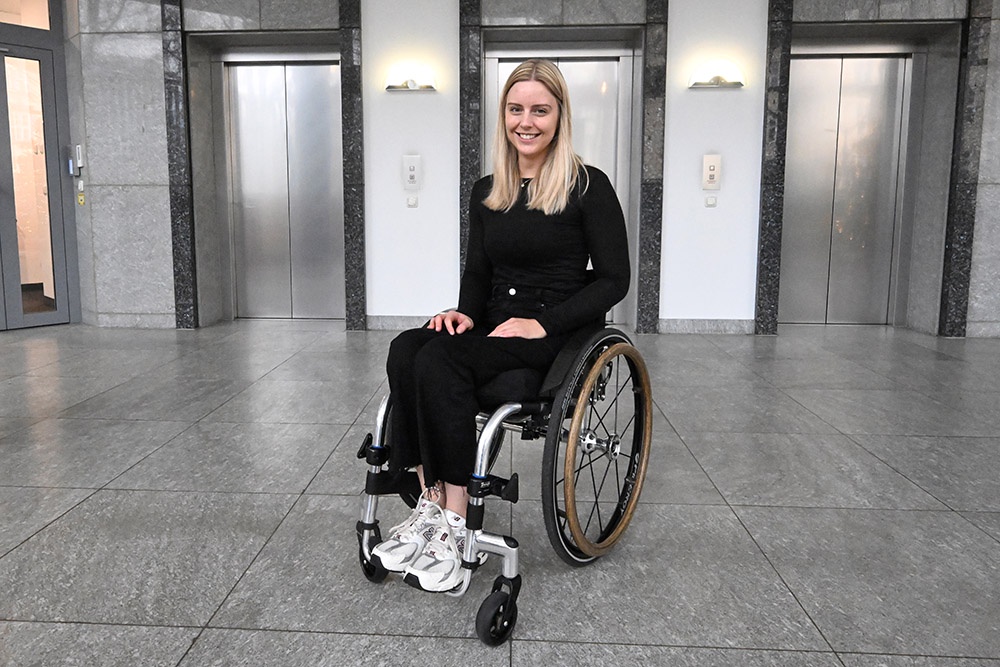 Человек на инвалидной коляске впервые отправился в космос