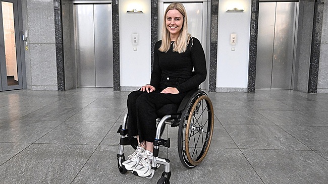 Человек на инвалидной коляске впервые отправился в космос