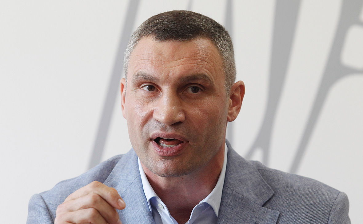 Виталию Кличко предложили написать заявление об отставке