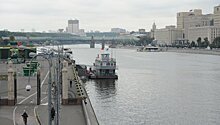 Спасатели предотвратили затопление теплохода на Москва-реке