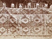 Монархи тоже люди: 10 фотографий Николая II, на которых он изволил пошутить