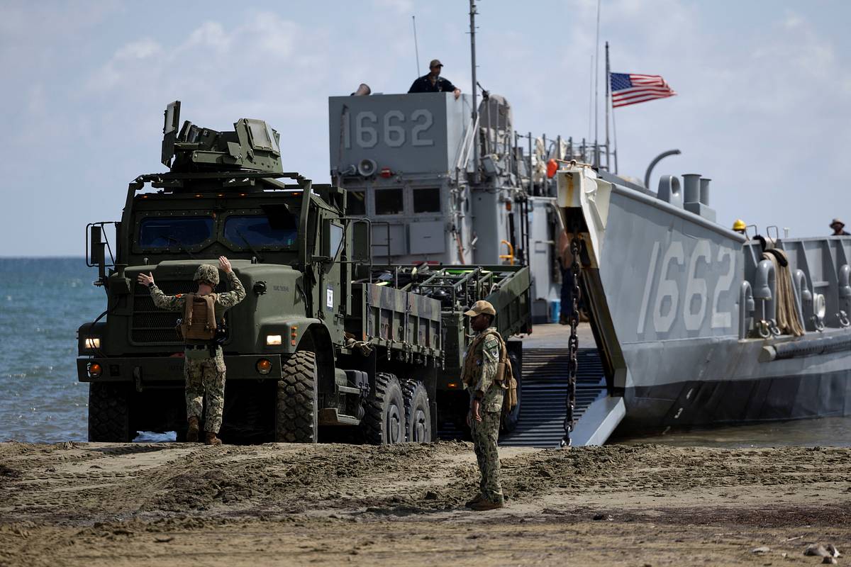 Военный оценил последствия для ВСУ от угрозы Трампа отменить поставки оружия Украине