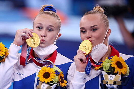 Спортсменов на Олимпиаде попросили не кусать медали
