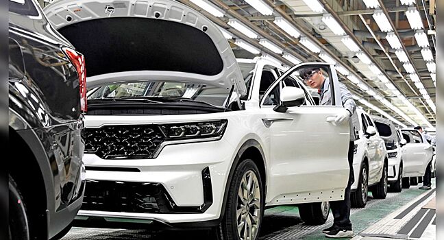 Kia выпустила гибридную версию Sorento