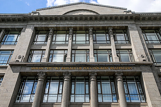 Минфин поддержит рубль продажей валюты из ФНБ