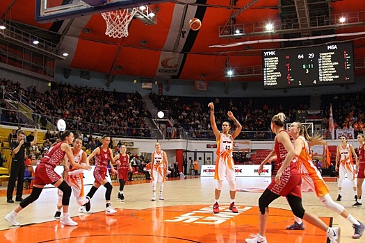 «Лисицы» УГМК разгромили баскетболисток из Москвы в домашнем матче