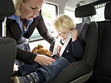 Таксистов могут обязать бесплатно предоставлять детские автокресла