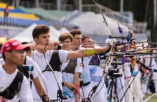 Самый большой турнир лучников стартовал в Новосибирске