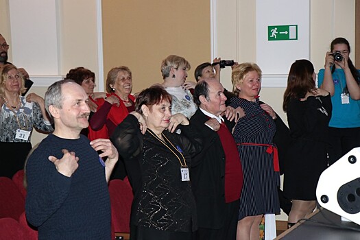 Литературный фестиваль во Мге начался с "физминутки"