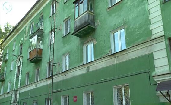 Дому с протекающей крышей предложено чинить электропроводку