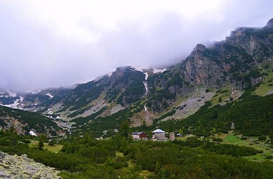 Россияне активно скупают билеты в западную страну: причина