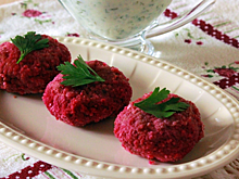 Постные свекольные биточки. Простой рецепт