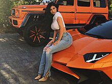 Гараж Кайли Дженнер: сколько стоят любимые машины звезды?