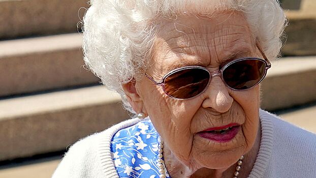 Громкий скандал у гроба Елизаветы II в Эдинбурге попал на видео