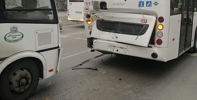 Страховая компания начала прием заявлений от пассажиров автобуса, пострадавших в ДТП в Ростове