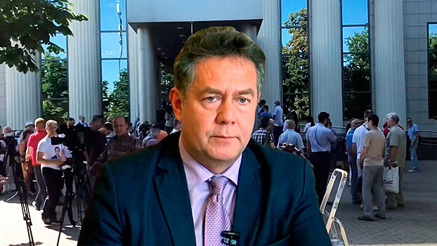 Сегодня Николая Платошкина привезли в Московский Городской Суд для изменения меры пресечения