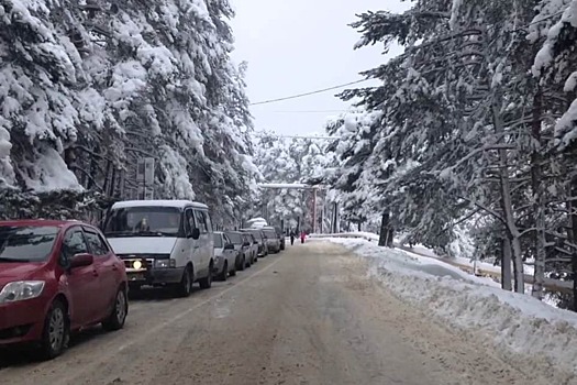 На подъезде к Эльбрусу организовали перехватывающие стоянки