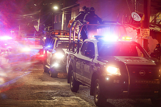 В Мексике неизвестные оставили послание с отсеченными мужскими головами и плакатом