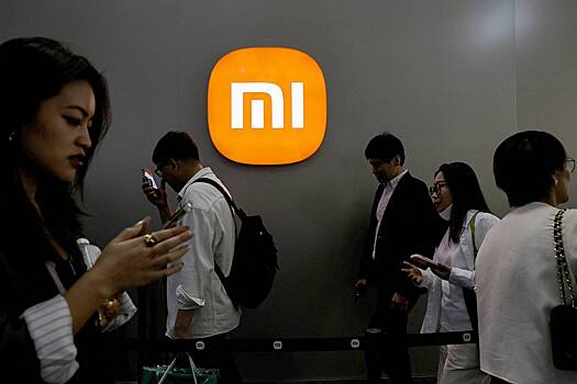 Складные смартфоны Xiaomi создадут роботы