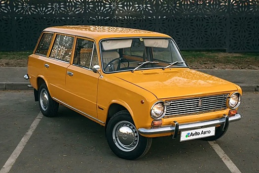 В РФ продают ВАЗ-2102 с правым рулем в идеальном состоянии