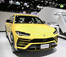 В Москве неизвестный прокатился на чужом Lamborghini Urus и бросил его на улице