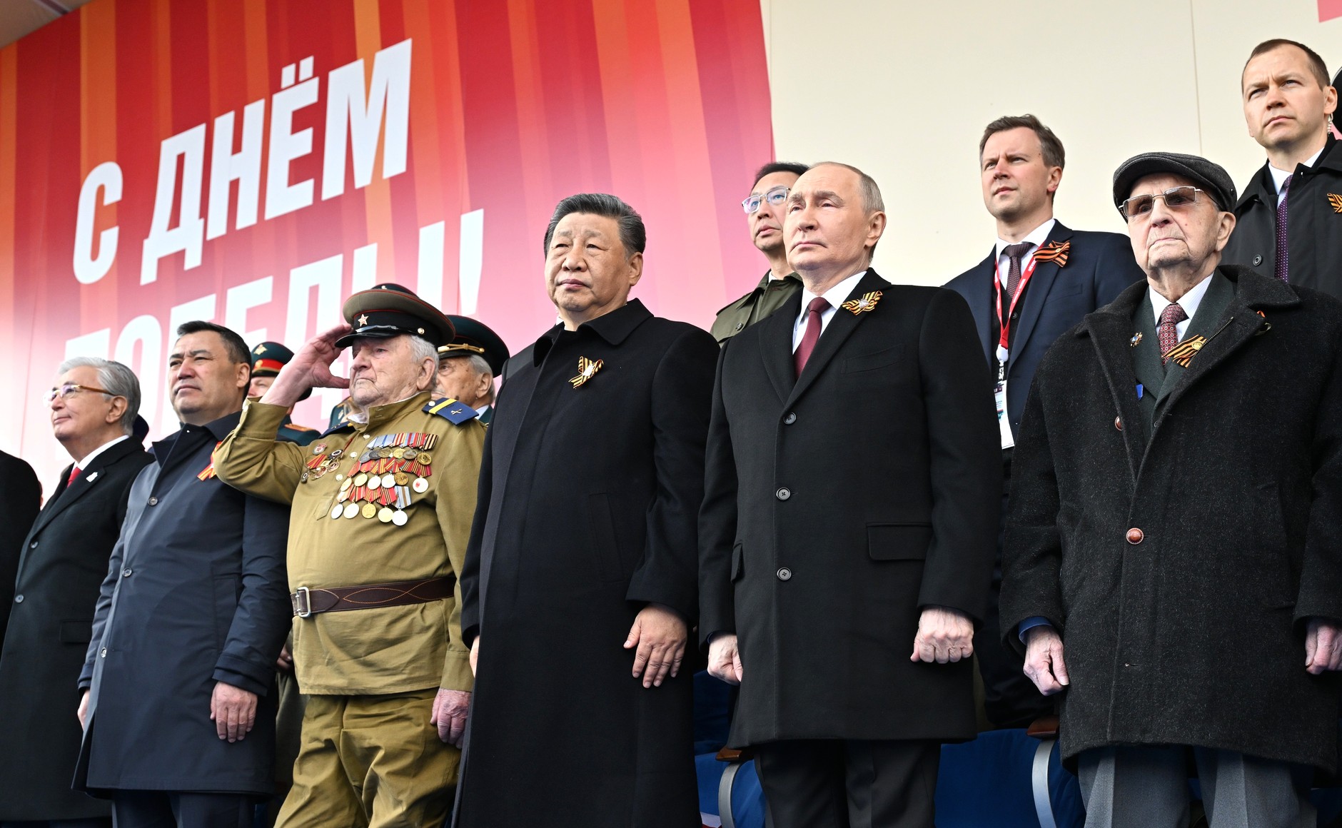 Иностранные делегации приняли участие в Параде Победы на Красной площади