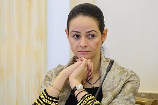 Свердловскую чиновницу отстранили после ее слов о молодежной политике