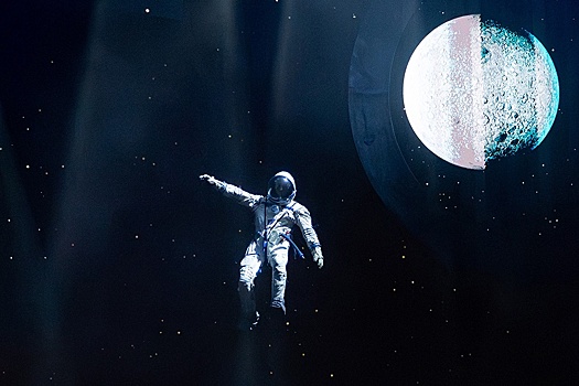 В "Геликон-опере" поставили спектакль в ностальгическом ключе