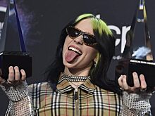 Странные кумиры поколения Z: 5 фактов о Билли Айлиш