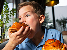 Академик РАН перечислил причины ожирения у детей